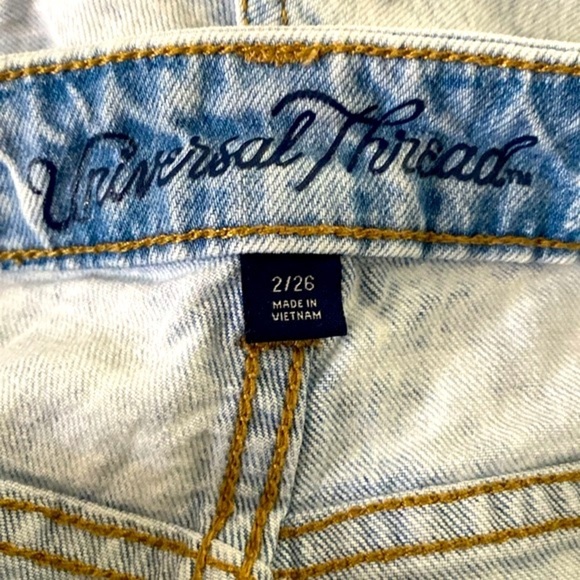 EUC Universal Thread Shorts, Acid Washed, Denim, Lt Wash, Sz 2, Waist 26, Retro​ - Picture 2 of 12